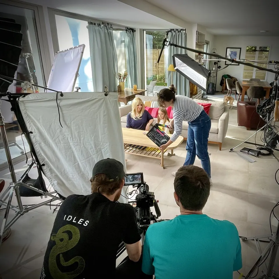 Manon Maindivide filming Ads vs Reality 6 - photo 3
