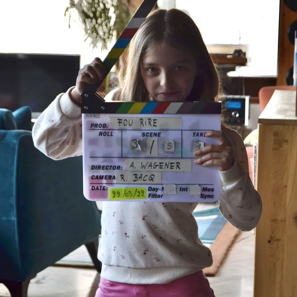 Manon Maindivide on the set of Cracking Up as Elisa - photo 3