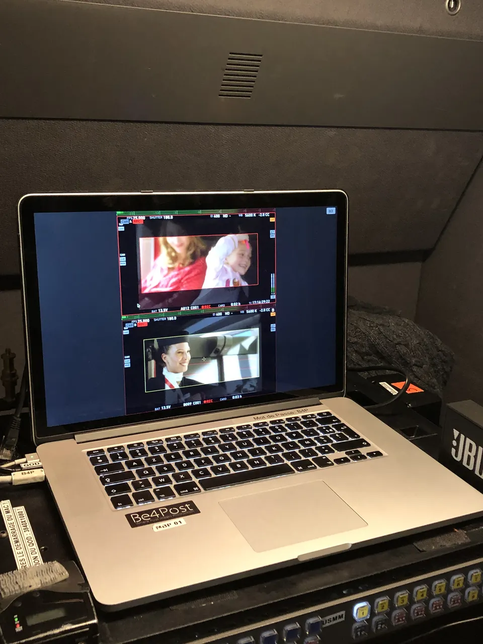 Manon Maindivide on the set of the commercial SNCF Inoui - photo 2
